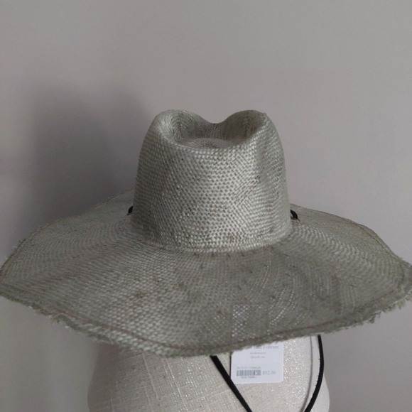 Stylish Tan Women's Hat - Picture 7 of 9